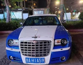 宾利300c多少钱／宾利300c多少钱一辆