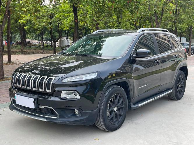 jeep自由光2018款(jeep自由光2018款怎么样)